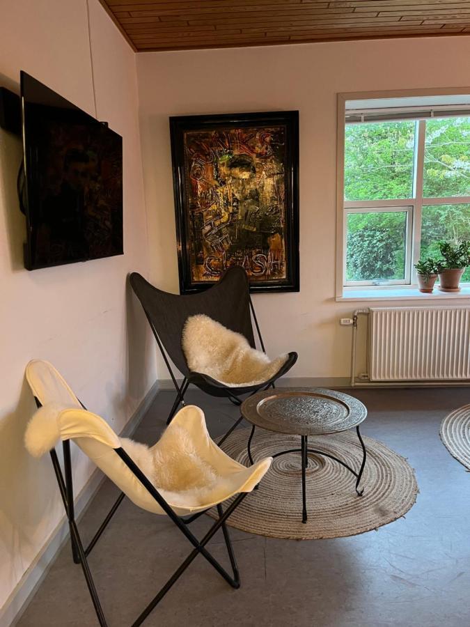 Room 12 - Hawkraft Kulturhotel Vestervig エクステリア 写真